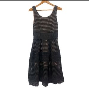 Gianni Bini Lace Overlay Sleeveless Black Dress Size Small